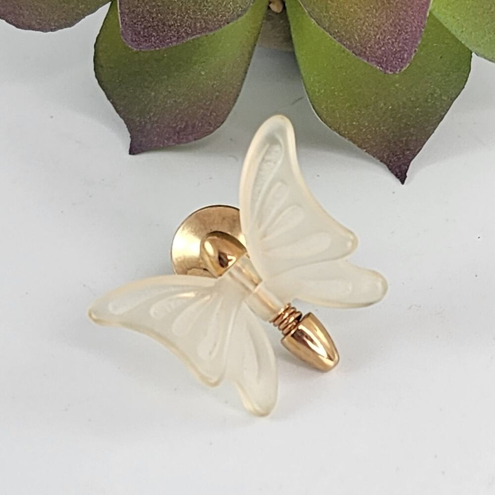 🌻3 for $18 Gold Tone & White Butterfly Pin